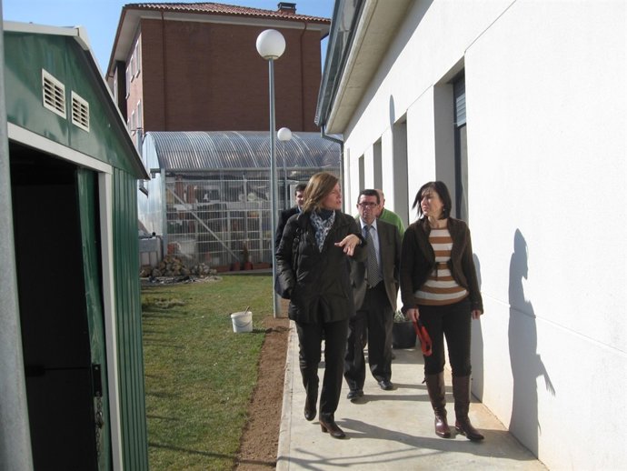 María González, Directora De La Obra Social De La CAI, En Amibil