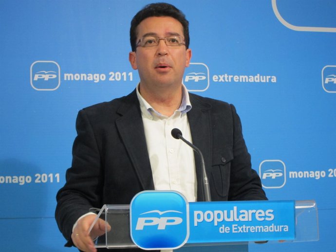 Fernando Manzano, Secretario Regional Del PP.
