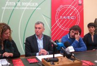 Plata da por "zanjada" la crisis del PSOE y dice que ahora "todos a una, como en Fuenteovejuna"