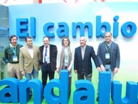 Cospedal no tiene constancia de "presiones" contra su acumulación de poder