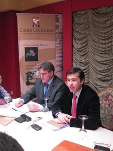 Rueda De Prensa De Cobre Las Cruces