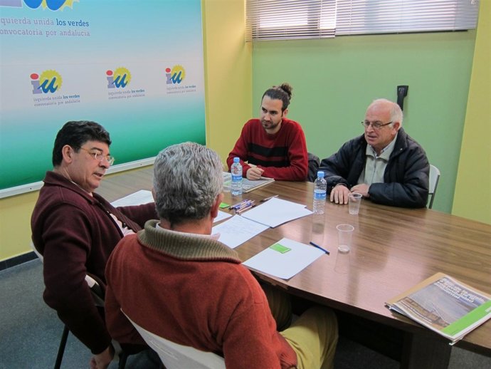 Reunión Entre Diego Valderas Y Representantes De Greenpeace En Andalucía