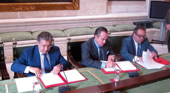 Zoido Firma El Protocolo De Actuación De Ikea Con Promotores