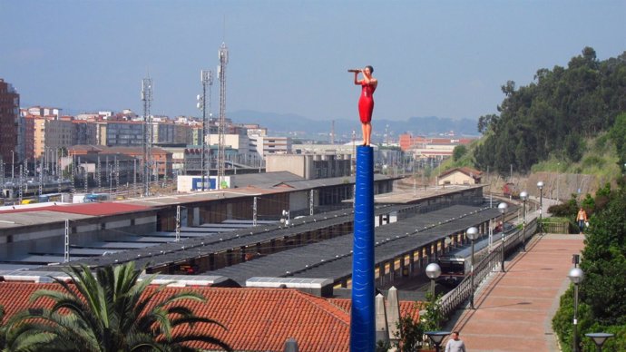 Estación De Renfe En Santander