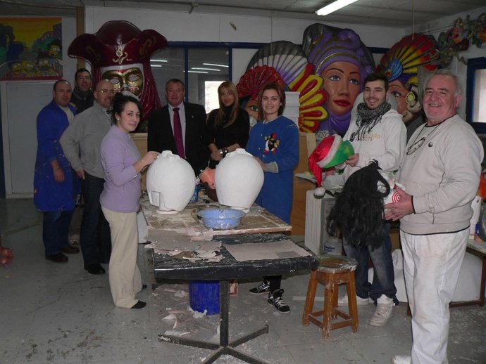 Preparativos Carnaval De Laredo