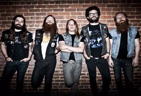 Valient Thorr