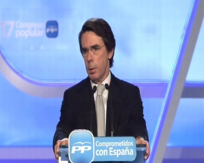 Aznar pide que se cumpla la ley con ETA