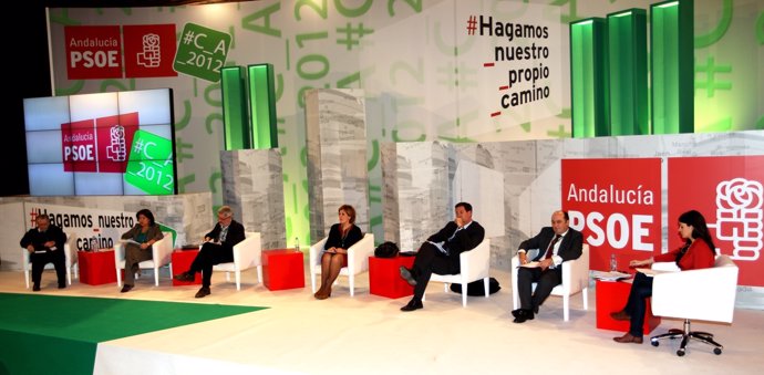 Los Integrantes Del Panel De Empleo Celebrado En La Convención Del PSOE
