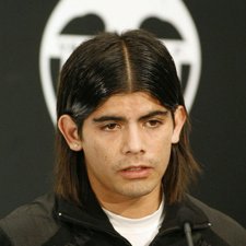el jugador del valencia ever banega