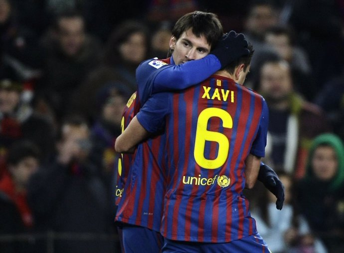 Messi Y Xavi Celebran El Pase Del Barcelona A La Final De Copa Del Rey