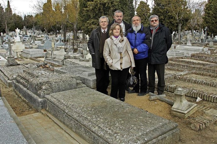 UGR CONVOCATORIA, La Facultad De Medicina De La Universidad De Granada Recibirá 