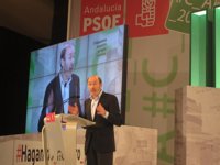 Rubalcaba ve "indefendible" el discurso justificativo de Rajoy 