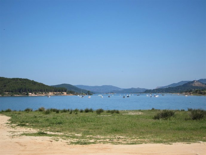 Embalse De Entrepeñas
