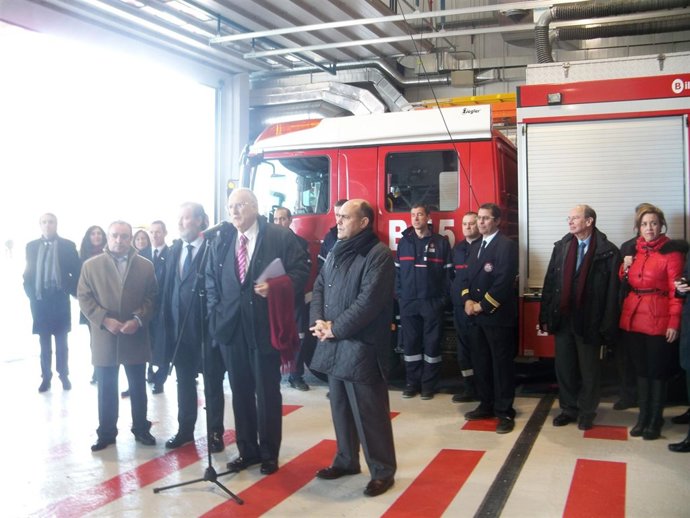 Azkuna En La Inauguración Del Parque De Bomberos De Deusto