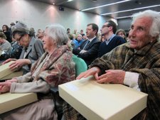  De Izquierda A Derecha, Elena Cambó, Teresa Rovira Y Mercè Romeva