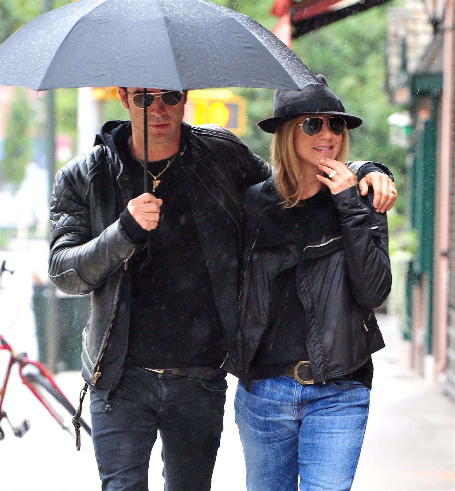 Justin Theroux Y Jennifer Aniston Paseando Por Nueva York