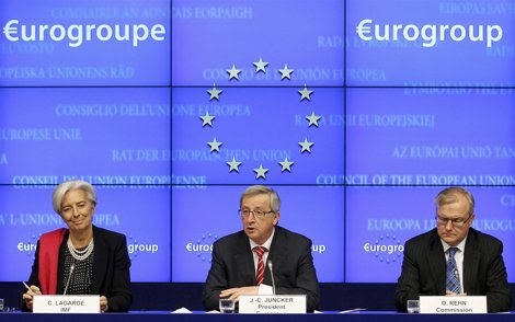 Lagarde, Rehn Y Junker Tras La Reunión Del Eurogrupo Para Salvar A Grecia