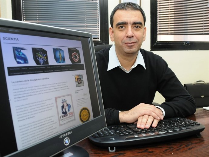 El Profesor De La Universidad De Murcia José Manuel López Nicolás 