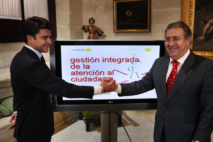 Zoido Y Pérez Presentan La Nueva Herramienta De Lipasam