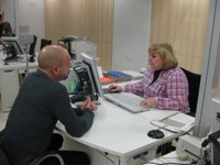 La crisis obliga a los españoles a recurrir a la movilidad laboral