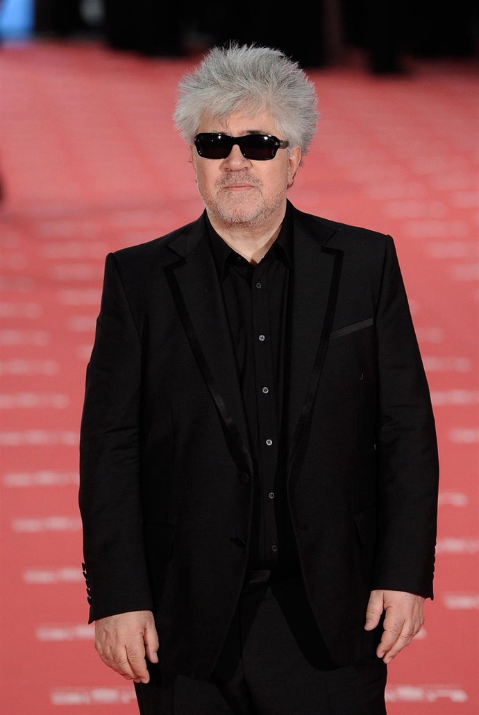 Pedro Almodovar En Los Goya