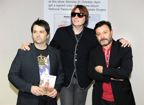 Sean Moore, Nicky Wire Y James Dean Bradfield De La Banda Manic Street Preachers