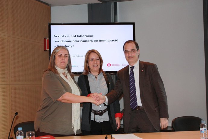 Presentación De Una Campaña Contra Tópicos Sobre Inmigrantes