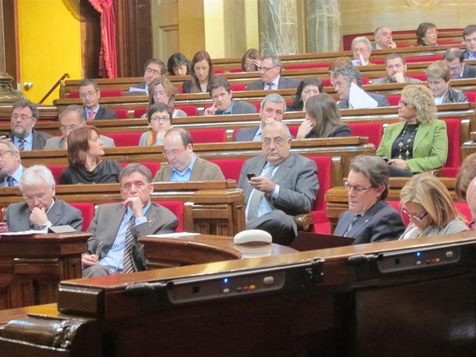 Pleno Del Parlament