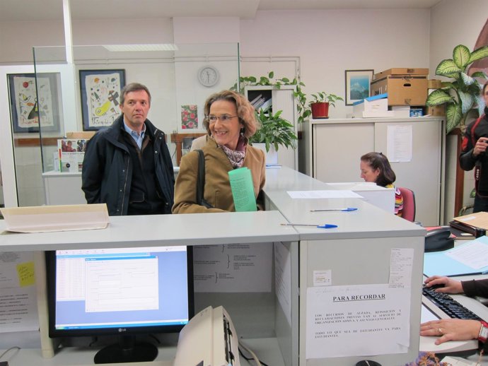 Paz Andrés Presenta Su Candidatura En El Registro.