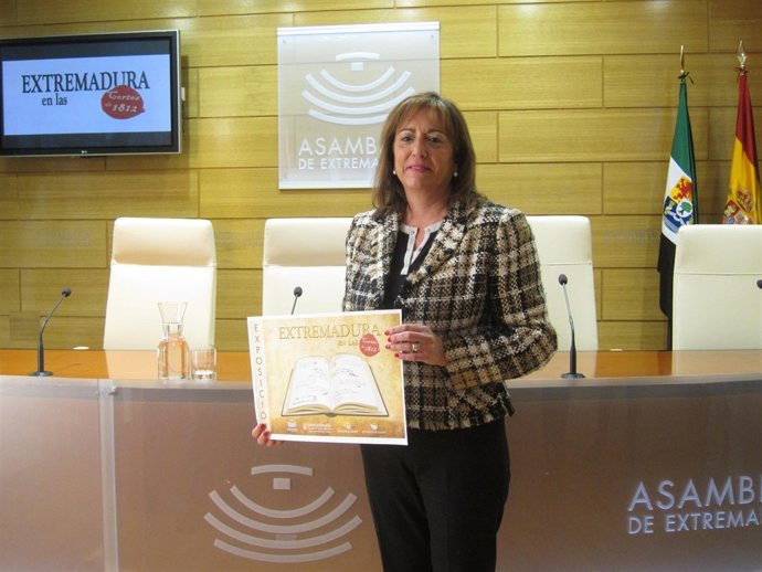 La Vicepresidenta Primera De La Mesa Del Parlamento Extremeño