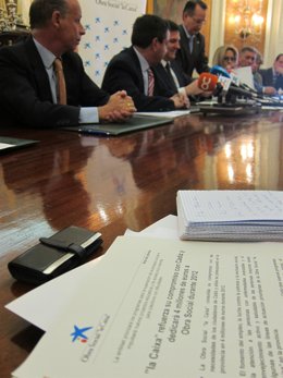 La Caixa Firma Convenio Con Diputación Y Otras Entidades