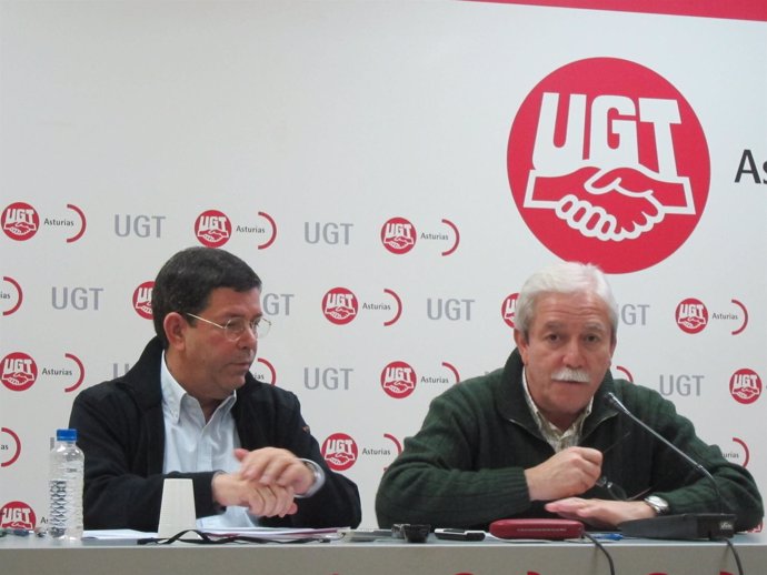 Javier Cubillo Y Justo Rodríguez Braga (UGT) En Rueda De Prensa En Oviedo
