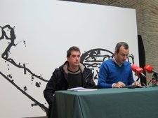El Artista Koldo Agarraberes Y El Concejal Fermín Alonso.