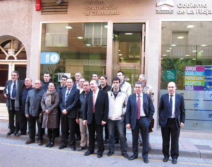 Sanz Reunido Con Alcaldes Comarca De Cervera