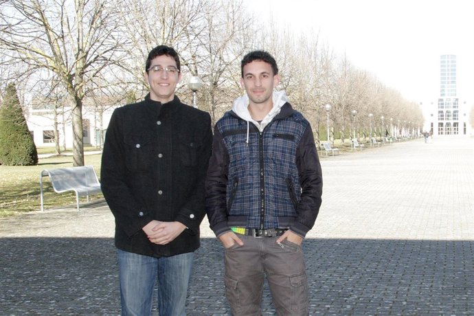 Pablo Alonso, A La Izquierda, Y David Urra.