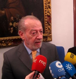 El Presidente De La Diputación De Sevilla, Fernando Rodríguez Villalobos