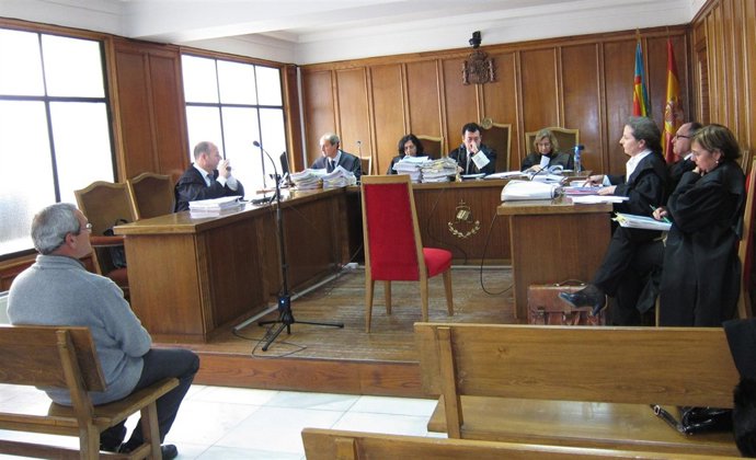 Juicio Al Ex Alcalde De La Vall De Laguart