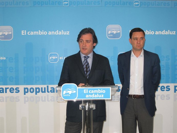 Eloy Carmona Y Juan De La Rosa.