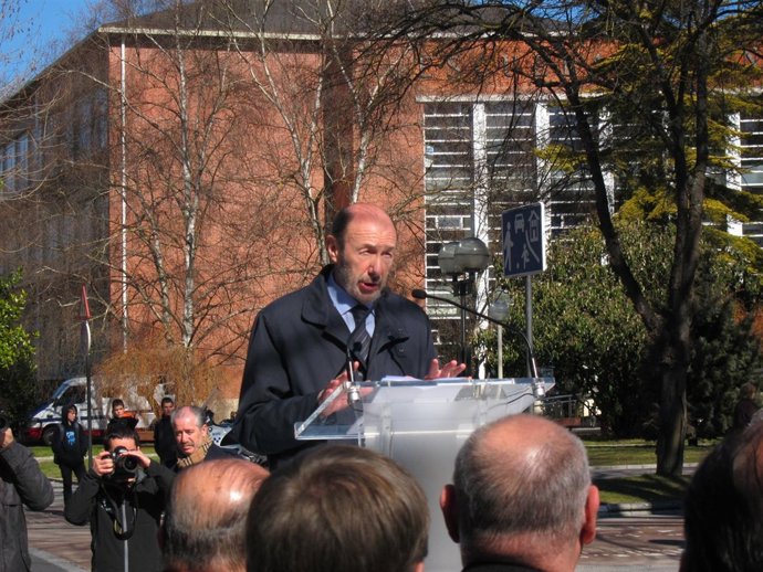 Alfredo Pérez Rubalcaba.