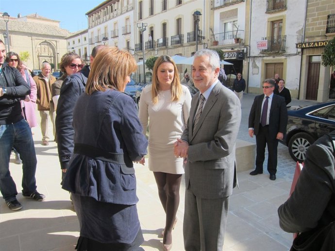 Griñán, Hoy En Baeza (Jaén)