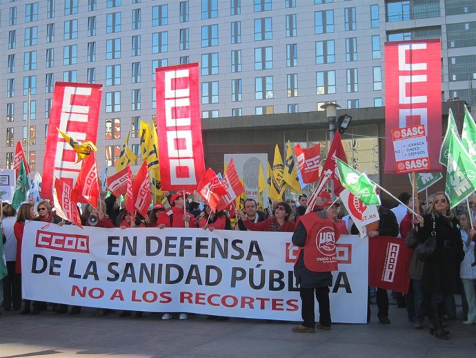 Protesta En Valdecilla