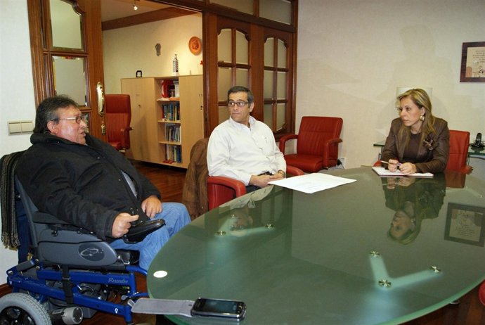 Reunión Entre La Coordinadora Y La Directora General