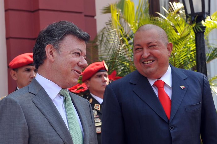 Juan Manuel Santos Y Hugo Chávez.