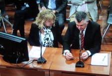 Careo Entre Marisol Yagüe Y Juan Antonio Roca En El Juicio Del Caso 'Malaya'
