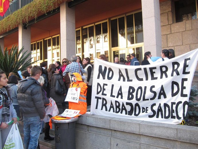 Empleados De La Bolsa De Trabajo De Sadeco