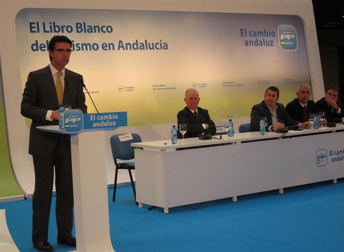 El Ministro de Industria, Energía y Turismo, José Manuel Soria