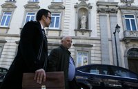 AMP.-Blanco.- O primo político nega ser intermediario do exministro e di que a súa relación é "estritamente familiar"