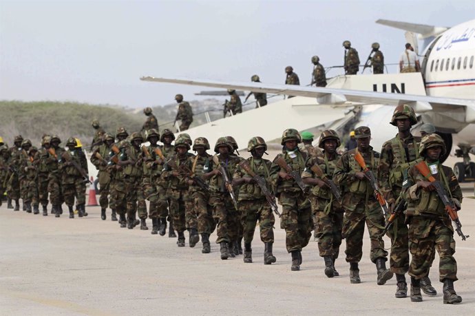 Soldados Ugandeses De La Unión Africana Llegan A Somalia
