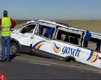 Muere una niña en el accidente de un autobús escolar