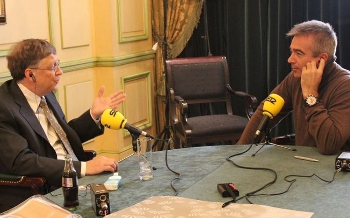 Bill Gates Entrevistado En La Cadena Ser